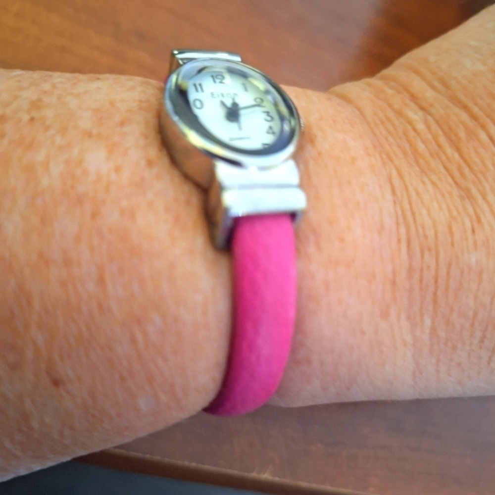 EIKON WOMENS CUFF WATCH - Picture 2 of 12